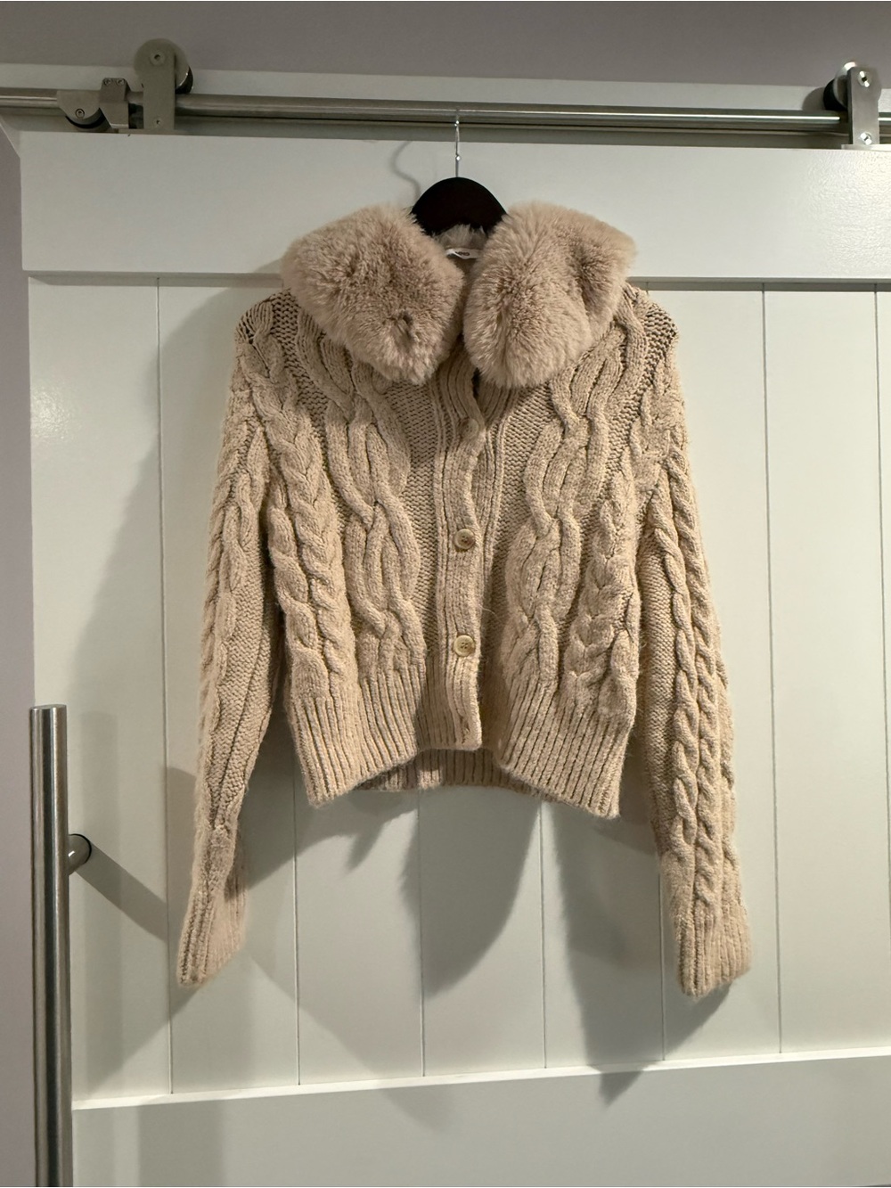 Mango Cream Cable-Knit Sweater with Faux-Fur Detachable Collar